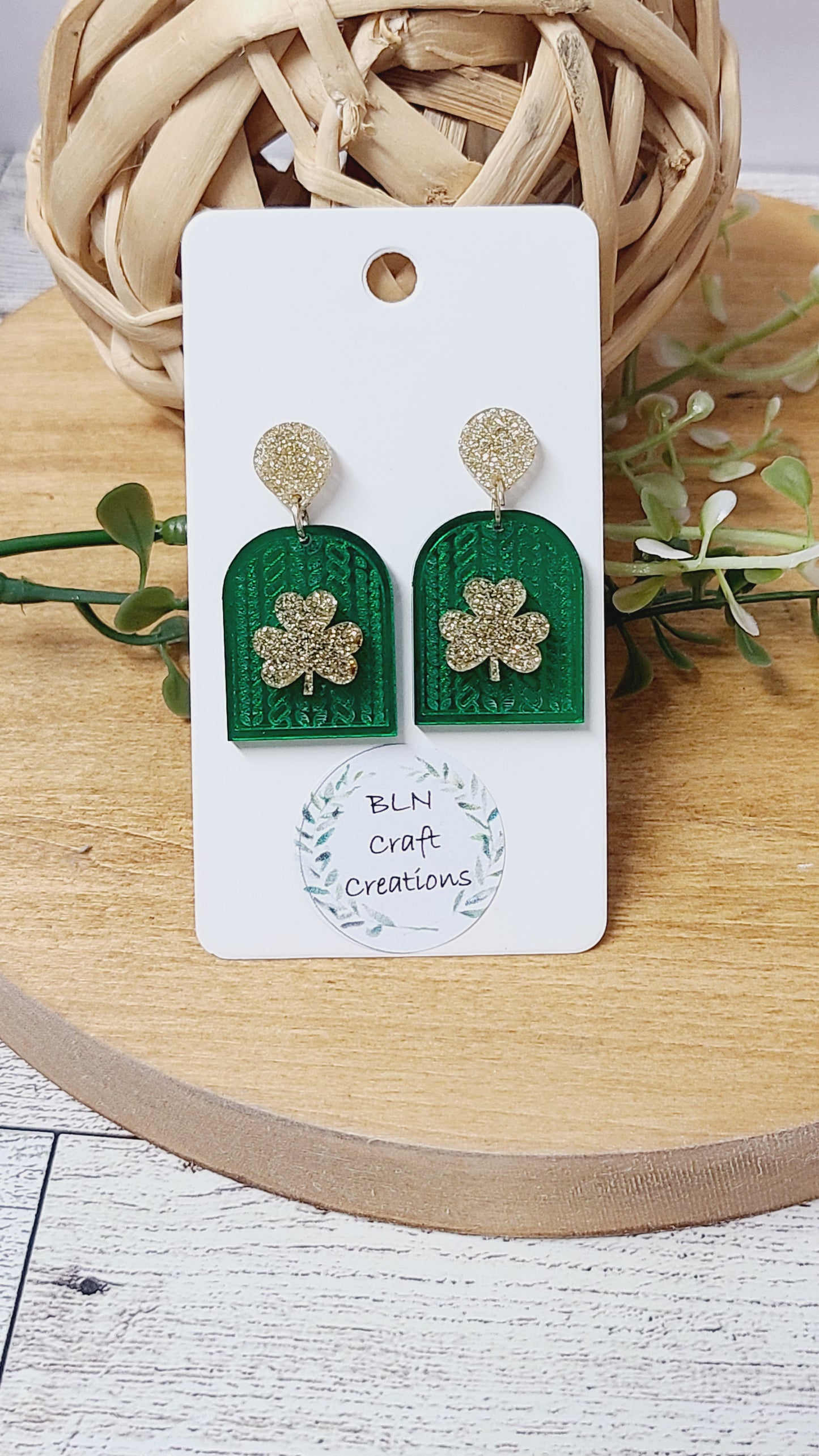 Braided arch clover acrylic earrings
