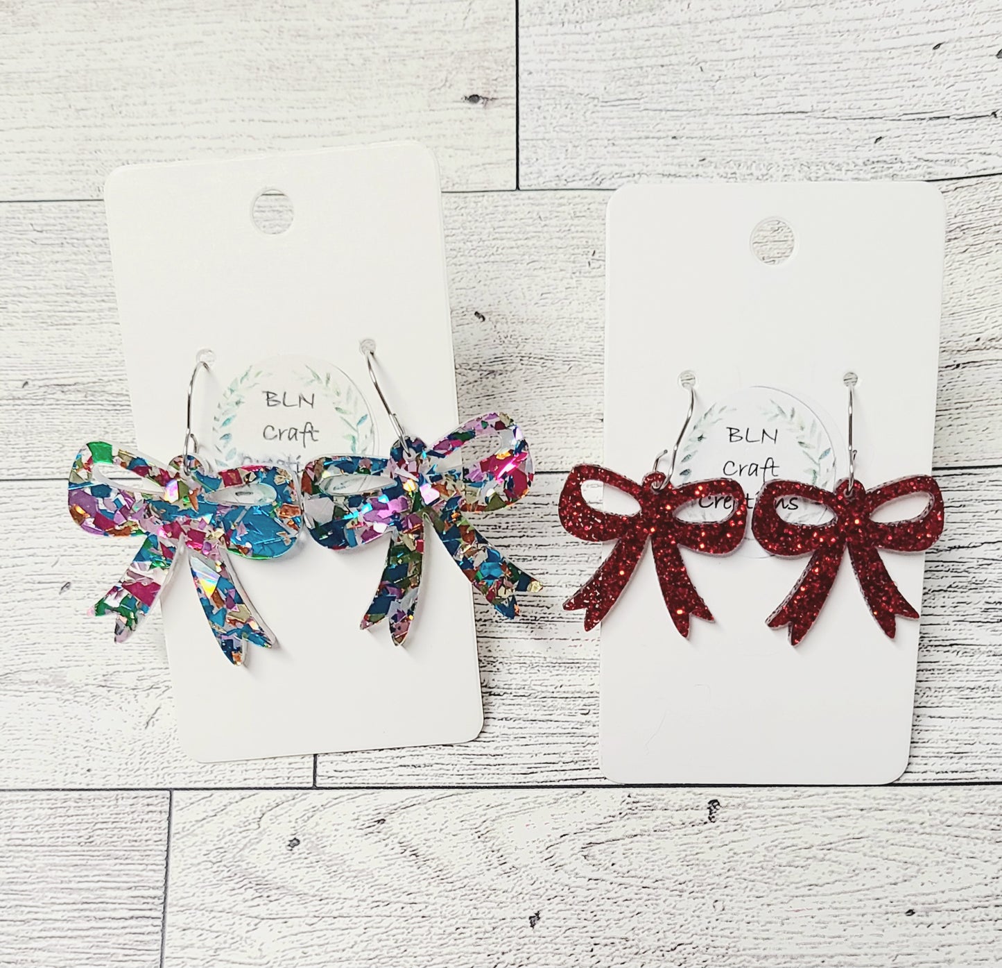 Bow shaped earrings