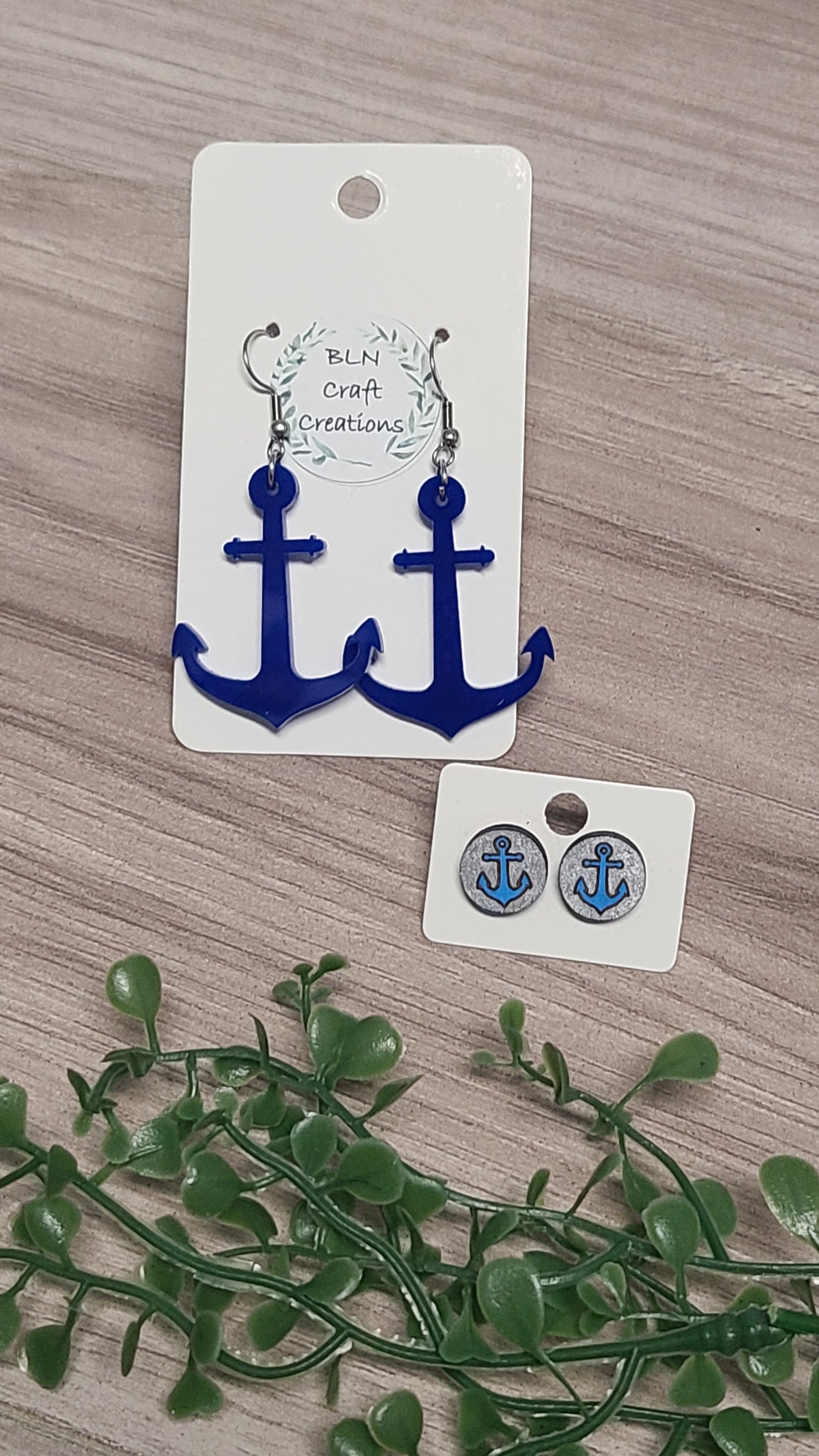 Anchor earrings