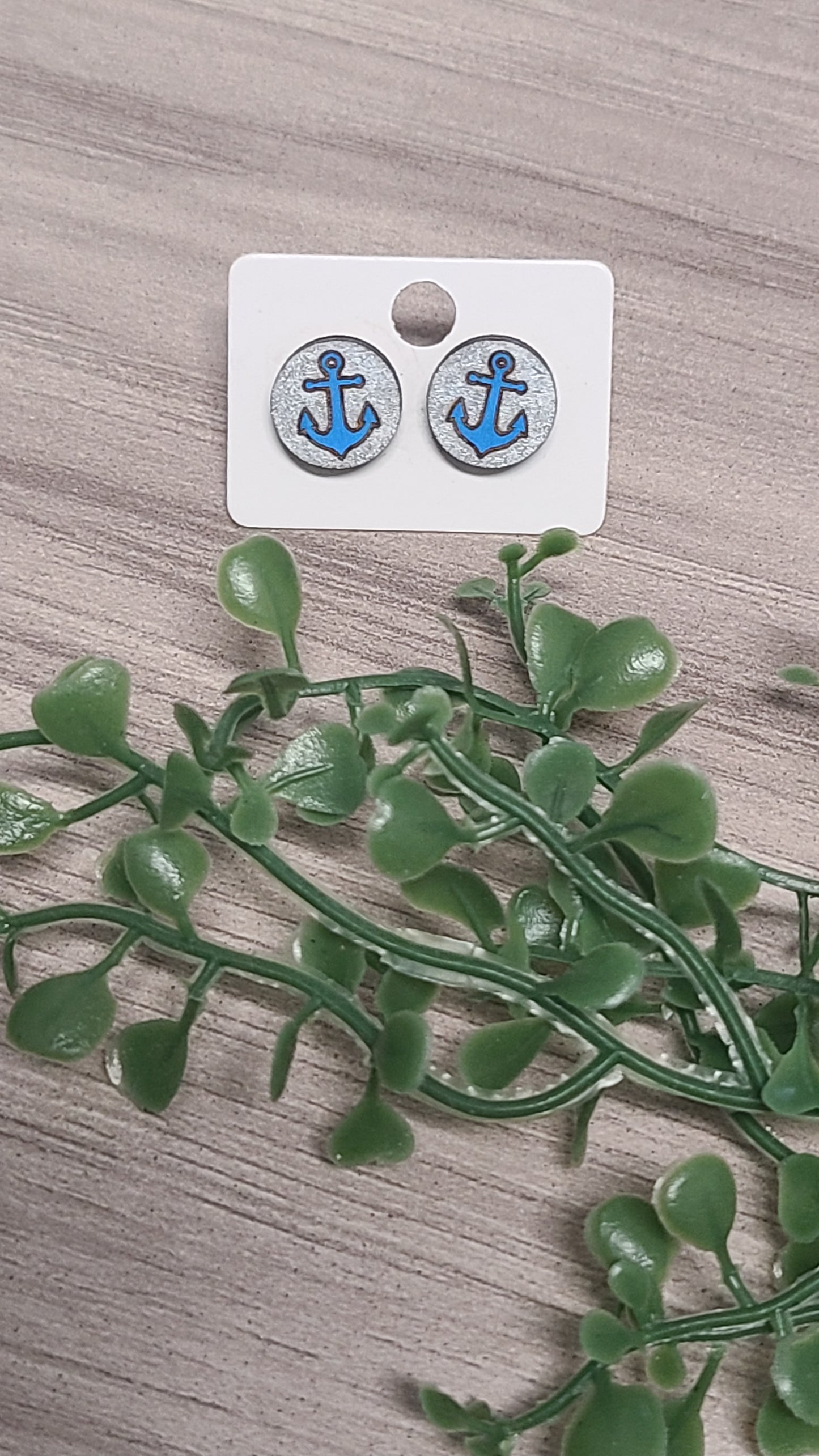 Anchor earrings