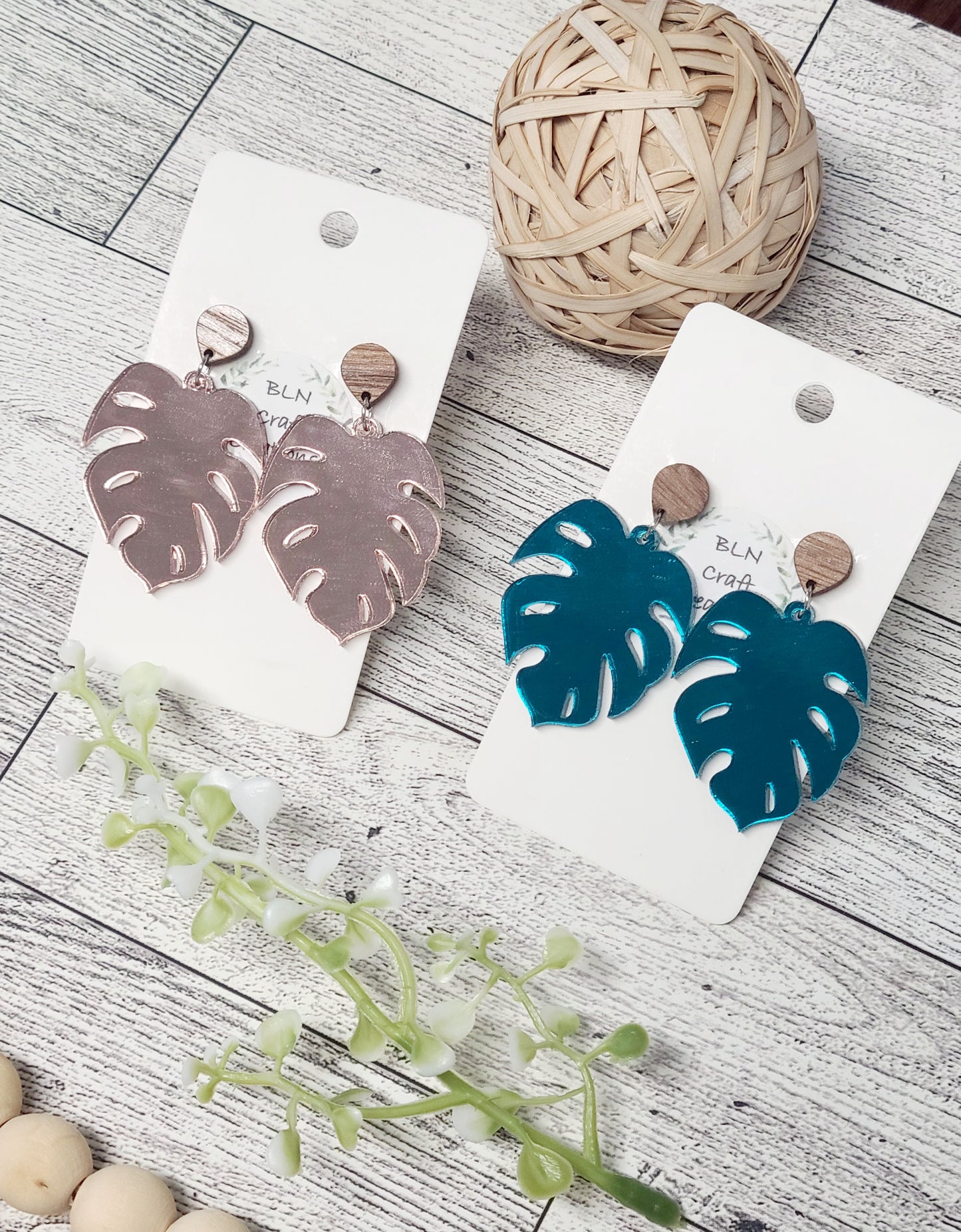 Monstera Leaf earrings