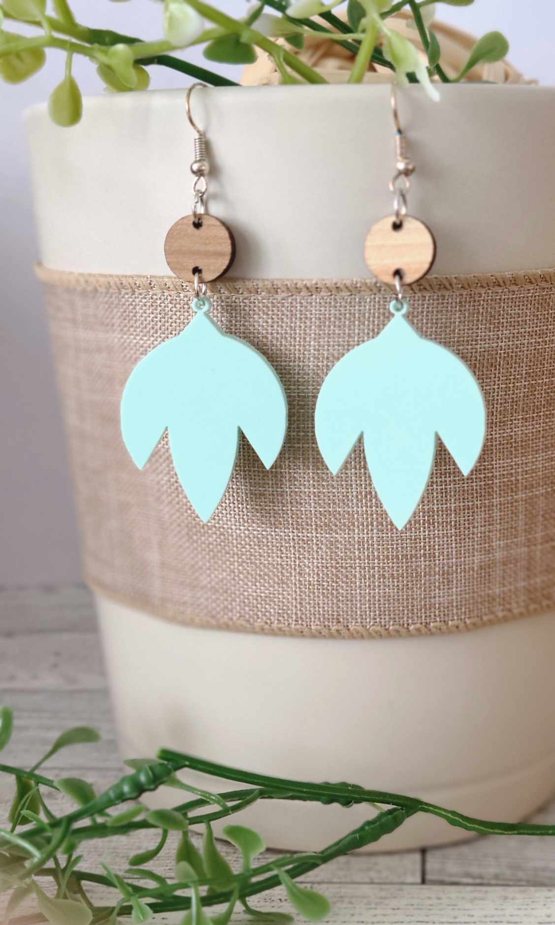 Petal leaf earring