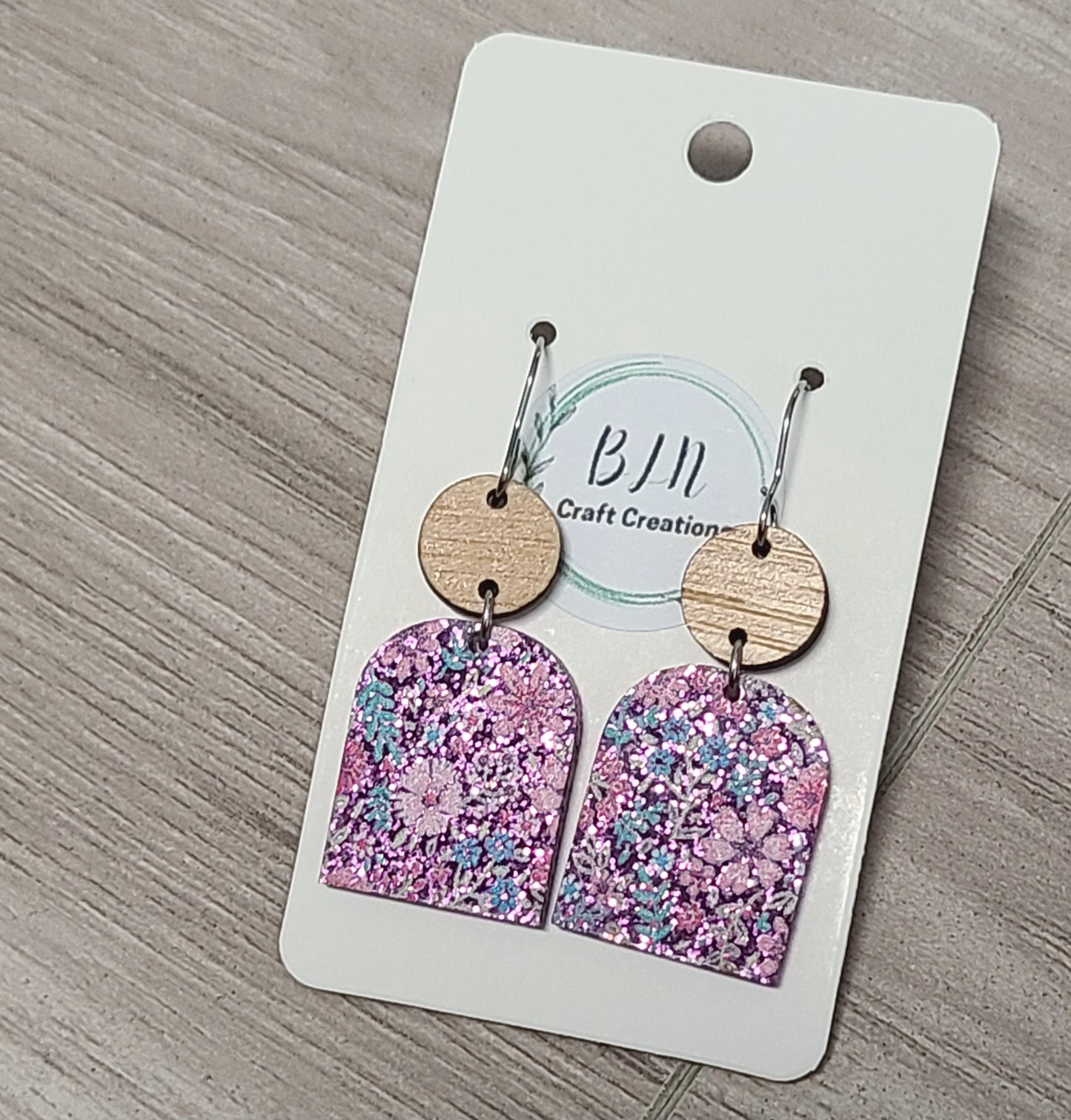Flower arch earrings